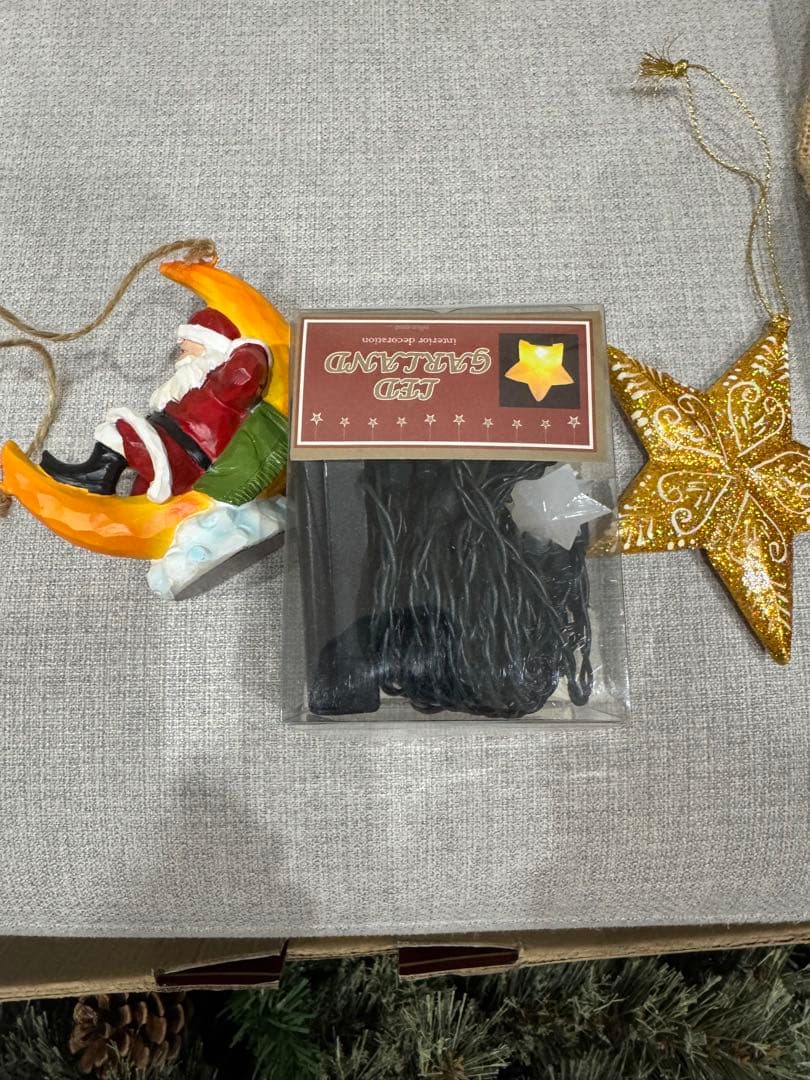 クリスマスツリー LEDライト付き オーナメント付き送料込み