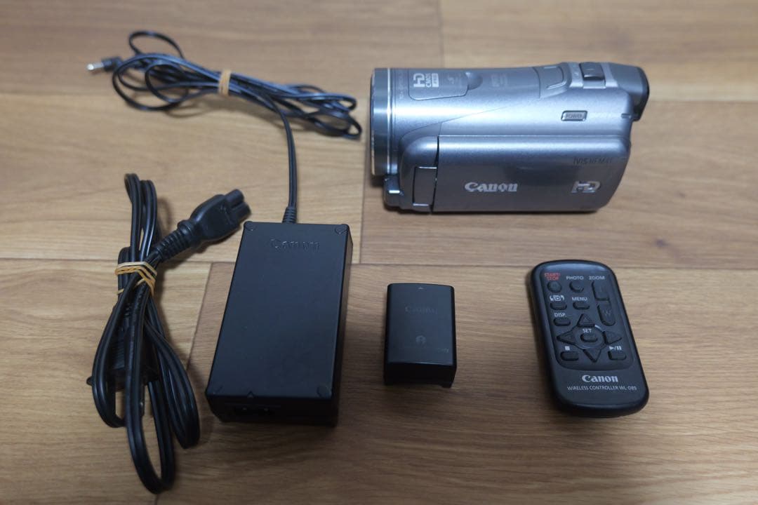 動作確認済 Canon ビデオカメラ ivis HF M41