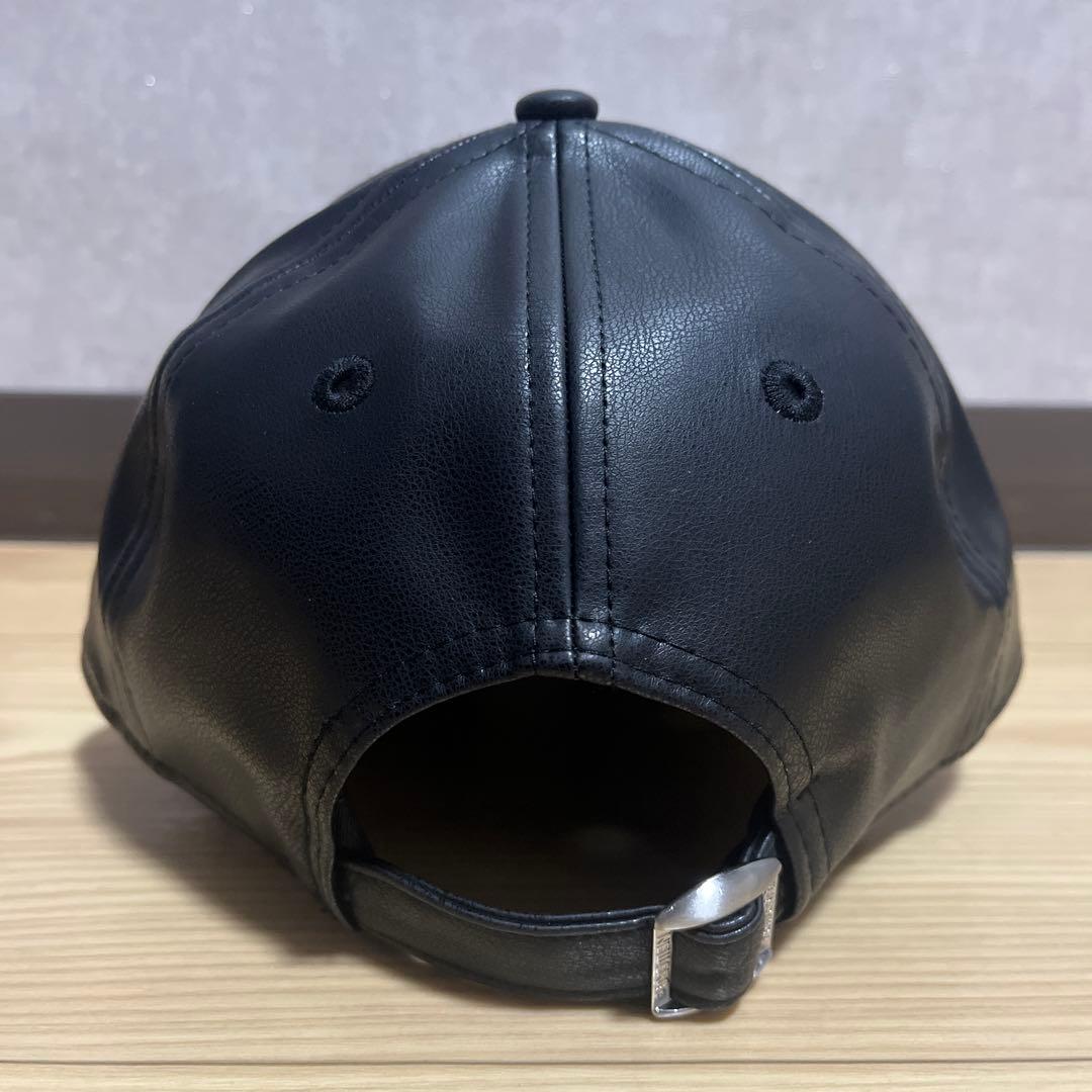 売り尽くしセール　ニューエラ　NEW ERA ヤンキース　レザー調　ブラック