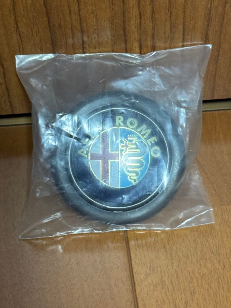 モモ　プロトティーポ　ＭＯＭＯ　ＰＲＯＴＯＴＩＰＯ　３５０ｍｍ　新品