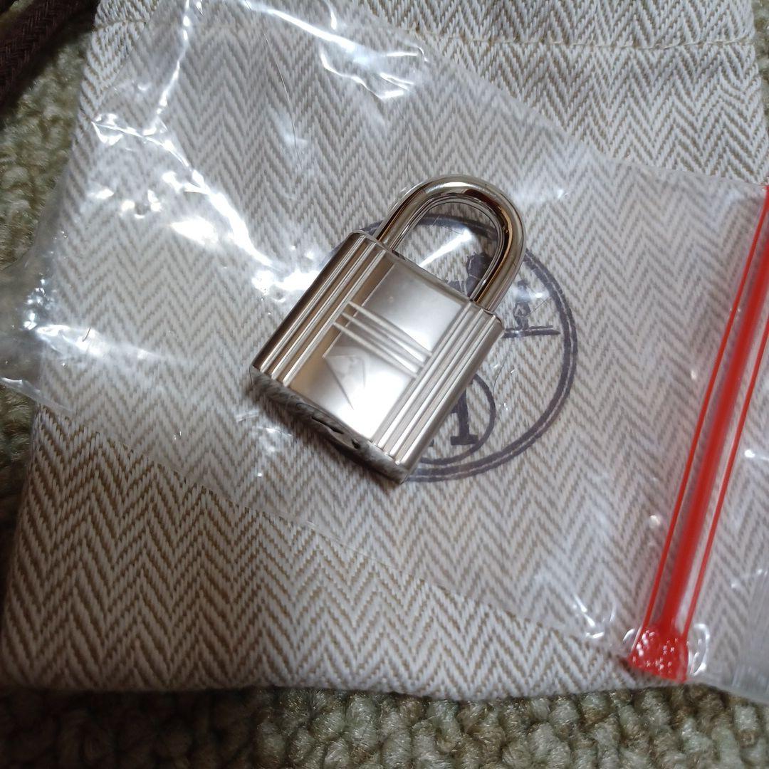 エルメス　カデナセット　カギ