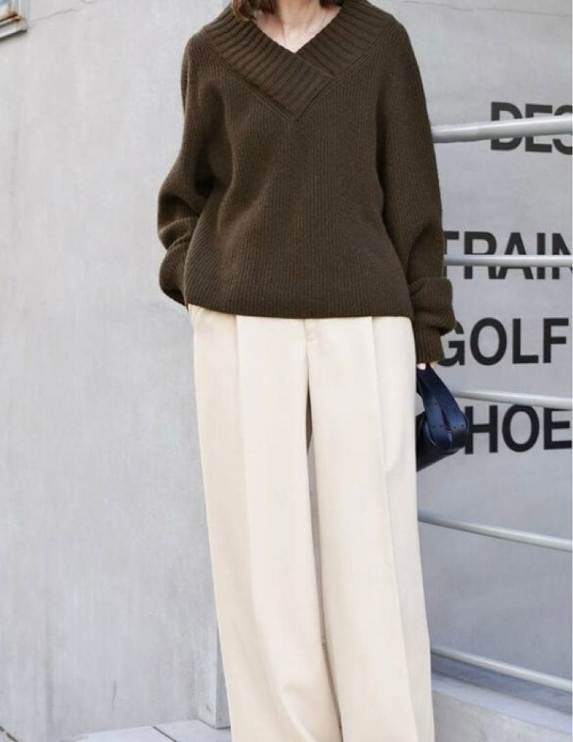 ドゥーズィーエムクラスVネックブラウン