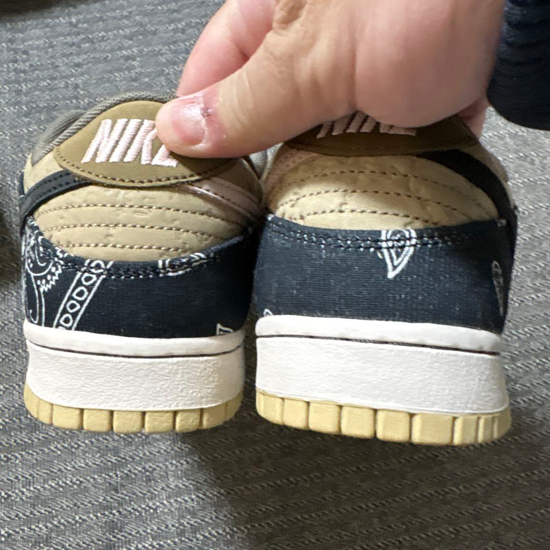 り*ご様 トラヴィス　ダンク