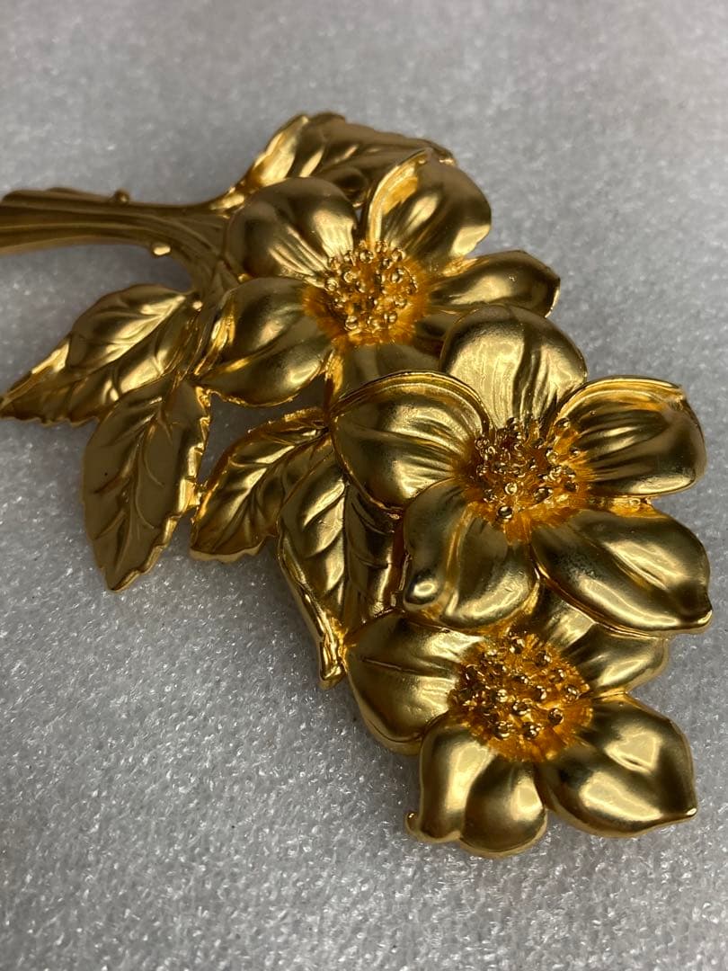 Z）KENZO 花束 大きい ブローチ ケンゾー アクセサリー フラワー