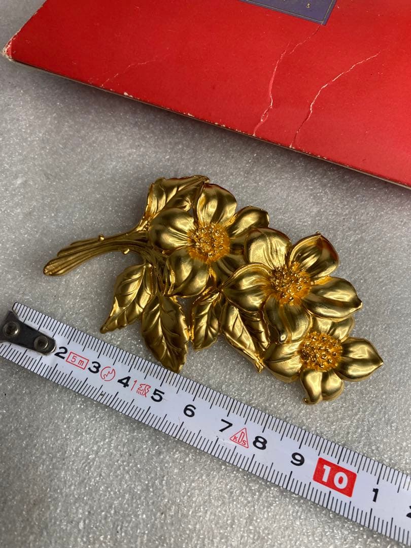 Z）KENZO 花束 大きい ブローチ ケンゾー アクセサリー フラワー