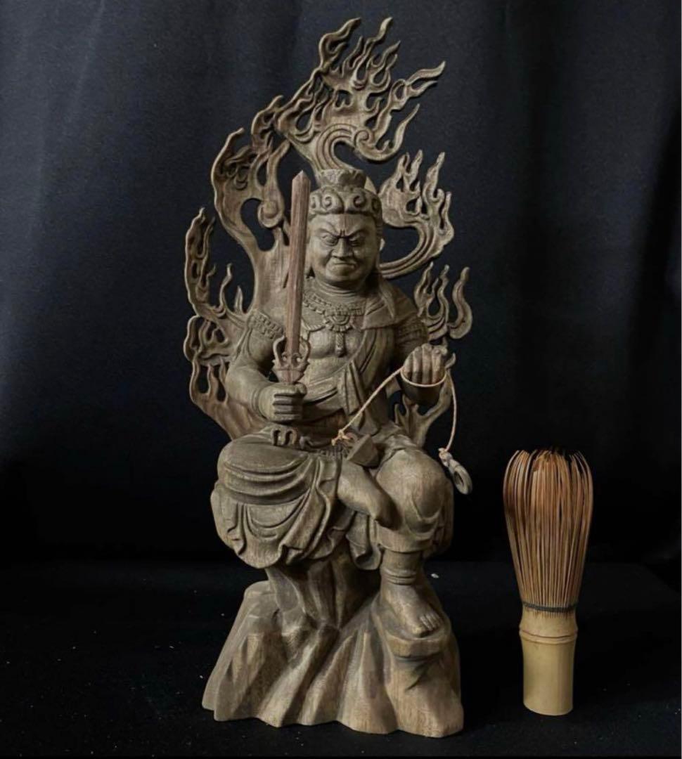 高31cm 井波彫刻　仏教工芸品　香樟材　仏師で仕上げ品　不動明王座像