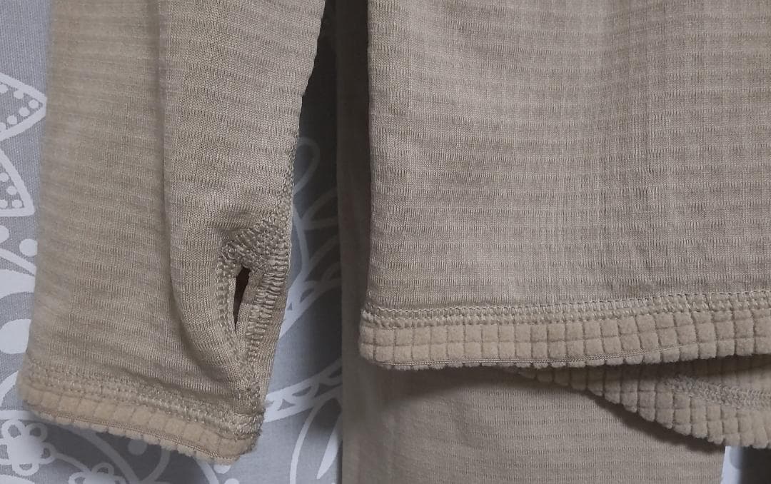 セット/ 米軍 ECWCS ポーラテック L2 プルオーバー+ロングパンツ SR