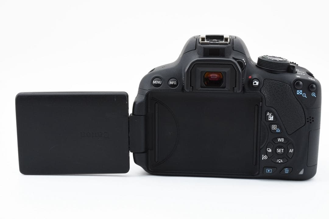 デジタル一眼レフカメラ　Canon EOS Kiss X7i EF28-80㎜