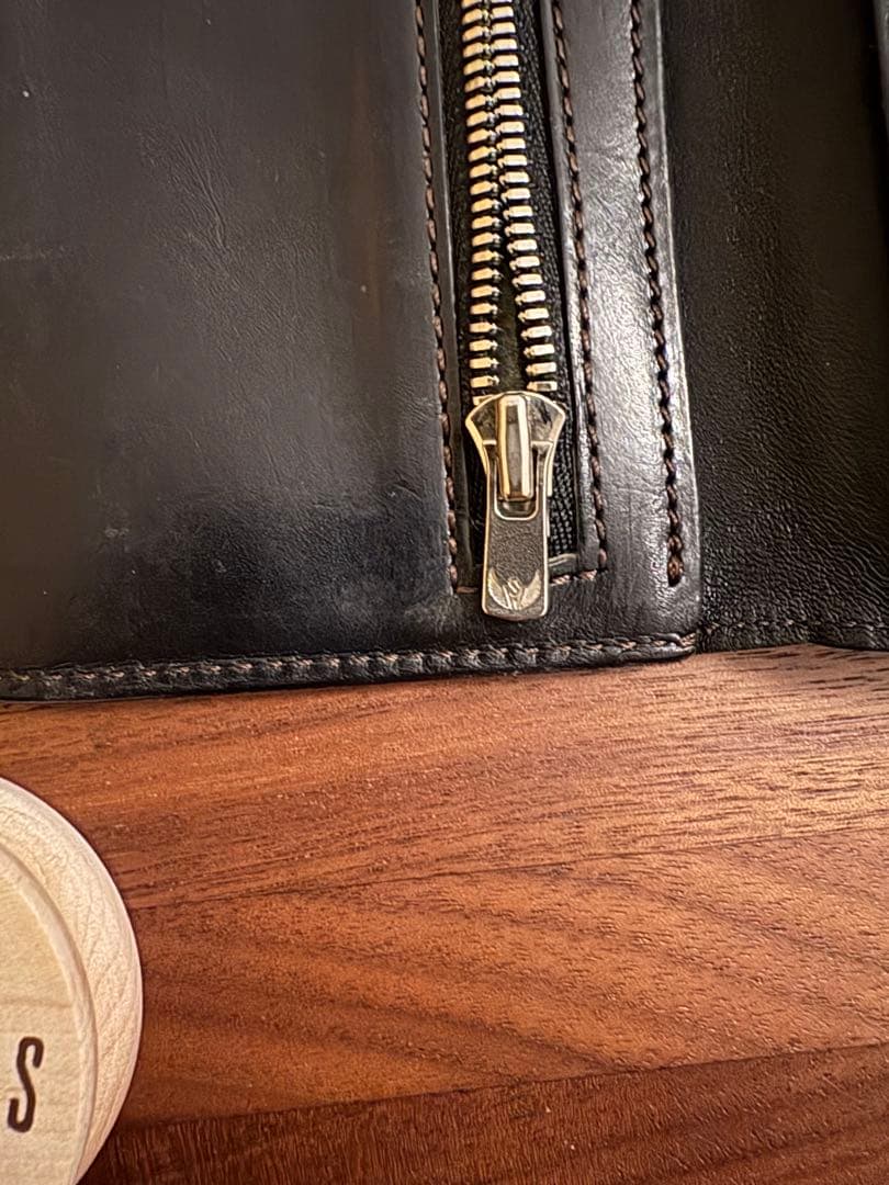 ワイルドスワンズ／WILDSWANS ワSURFS1 王冠ロゴ