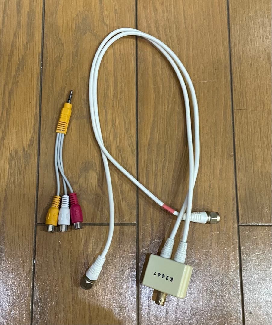 あかさたなさま専用　山善 Qrion 32V型 液晶テレビ QRT-32W2K