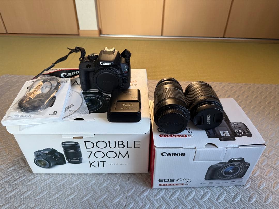 Canon EOS Kiss X7ダブルズームキット&Colemanカメラバッグ