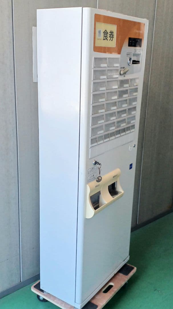 新500円・新紙幣対応済■グローリーVT-B10券売機　埼玉送料無料