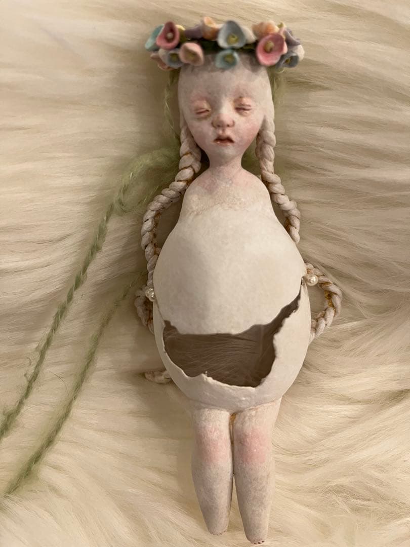 手作り卵型人形 花冠付き　作家　haruhiさま