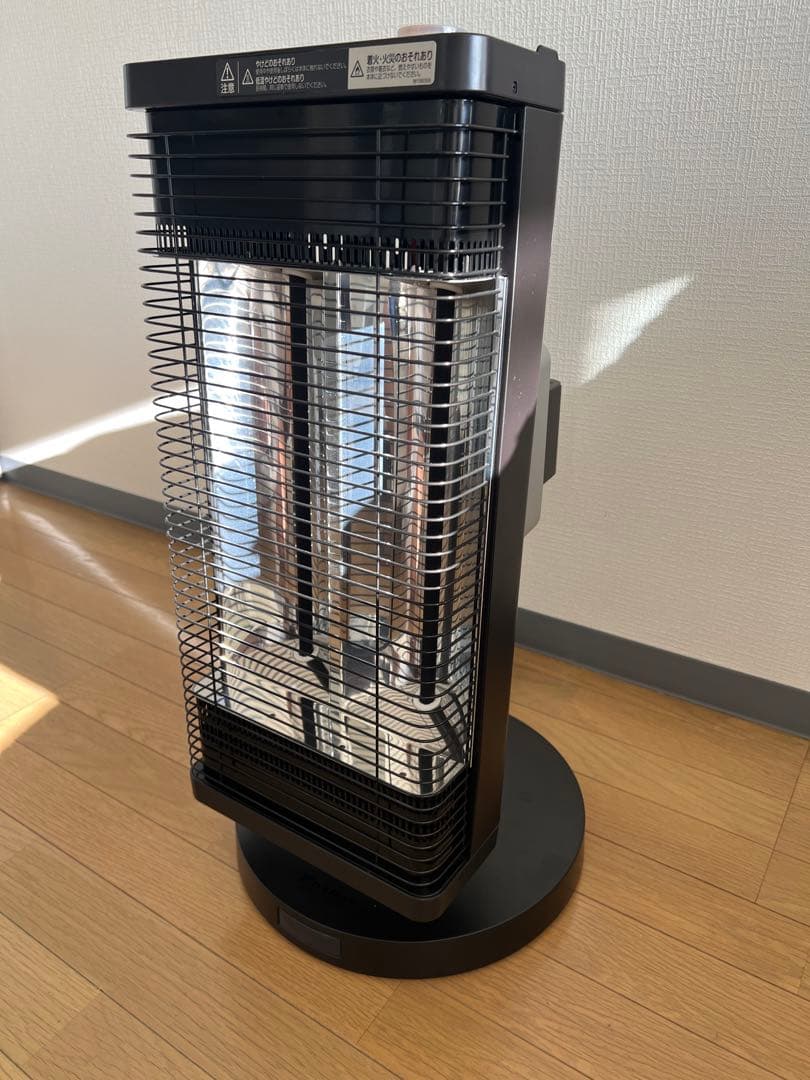 ダイキン　DAIKIN 遠赤外線暖房機 セラムヒート ERFT11ZS-T