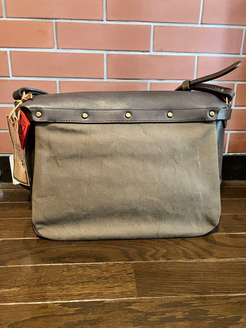 [値下げしました] SLOW 栃木レザー×キャンバス メッセンジャーバッグ