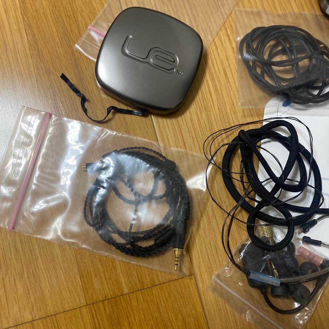 Ultimate Ears TRIPLE.FI 10（TF10)(美品）