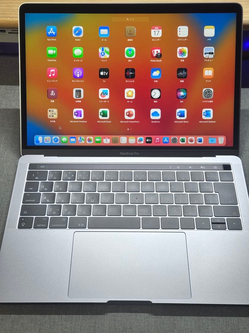 MacBook PRO 13インチ　i7-16-1TB office搭載