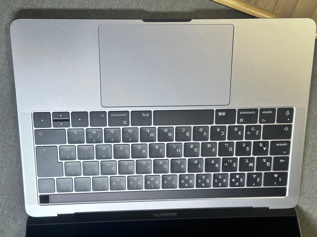 MacBook PRO 13インチ　i7-16-1TB office搭載