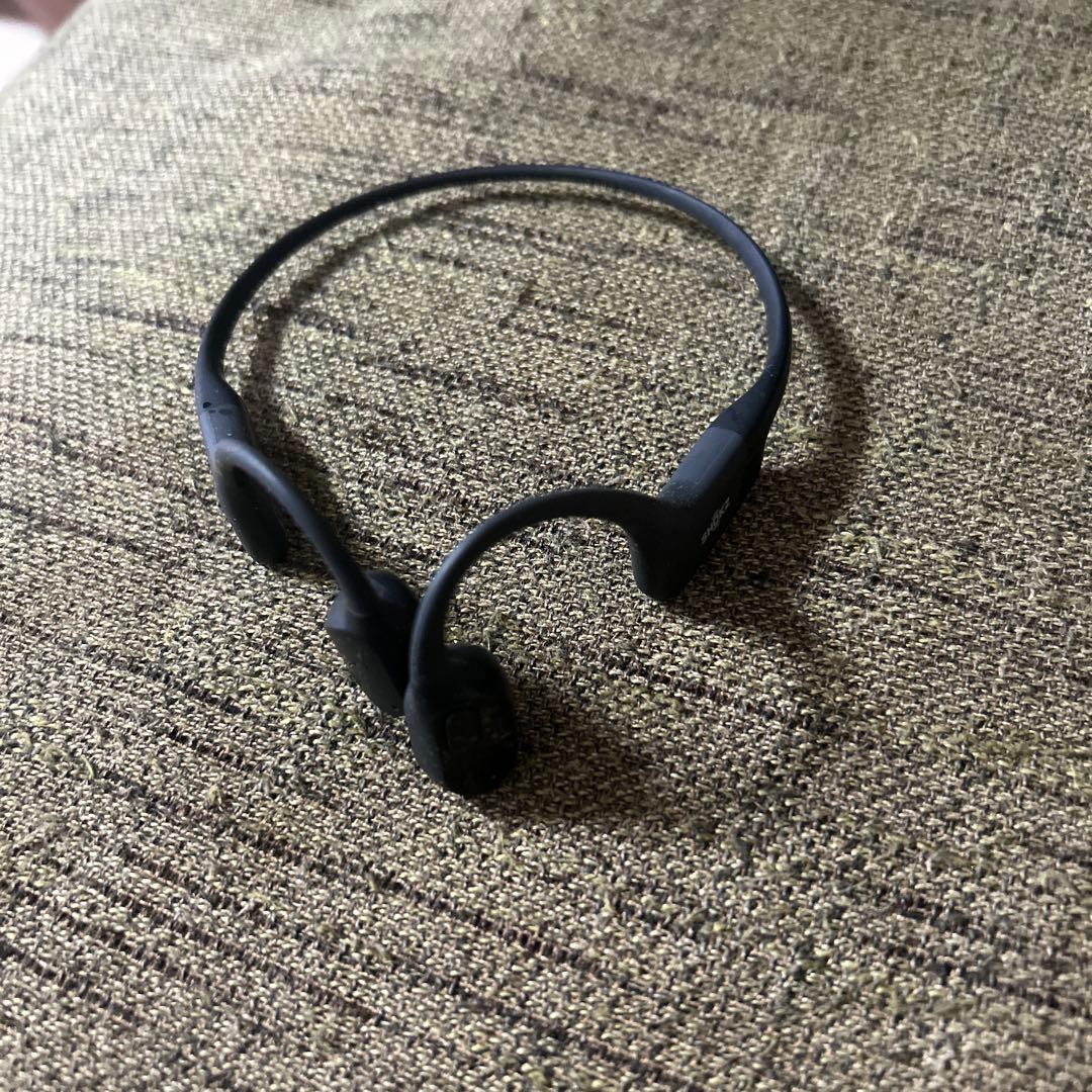 SHOKZ 骨伝導イヤホン ブラック　イヤホン