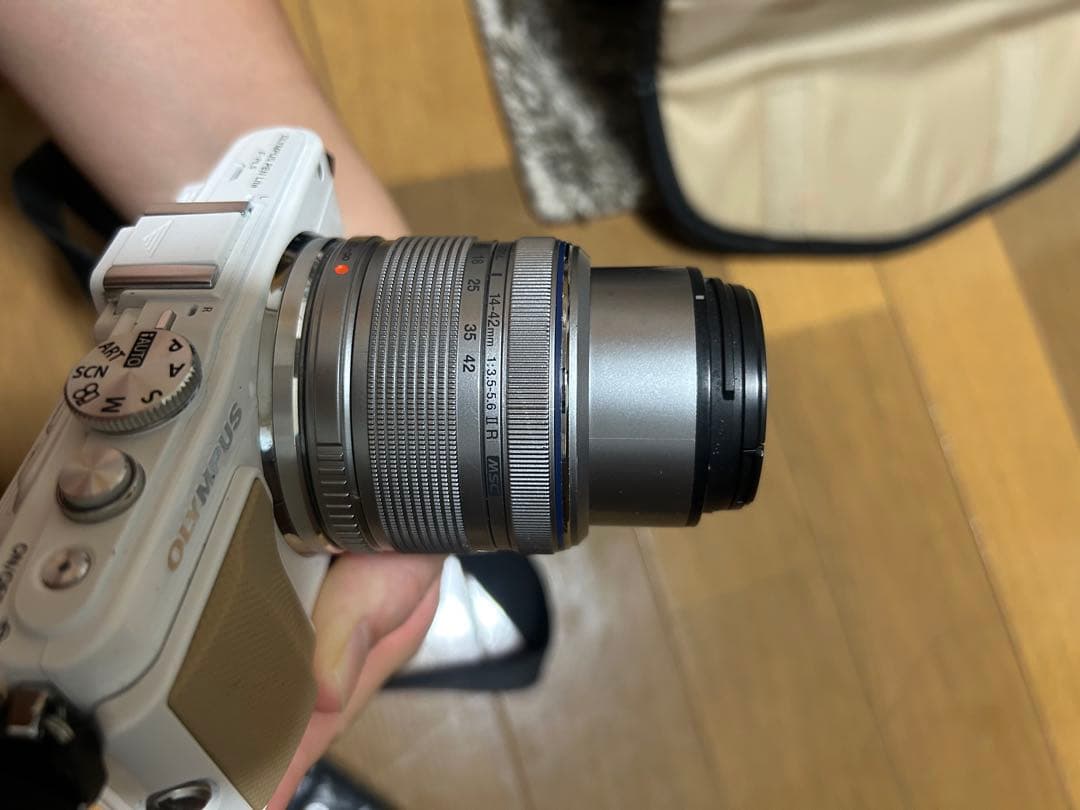 OLYMPUS E-PL5 ホワイト 望遠レンズ付き