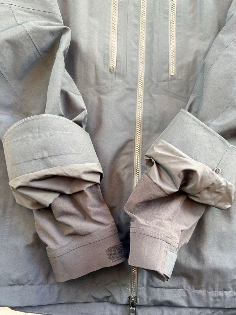 [ak] BURTON GORE-TEX スノーボードジャケット L