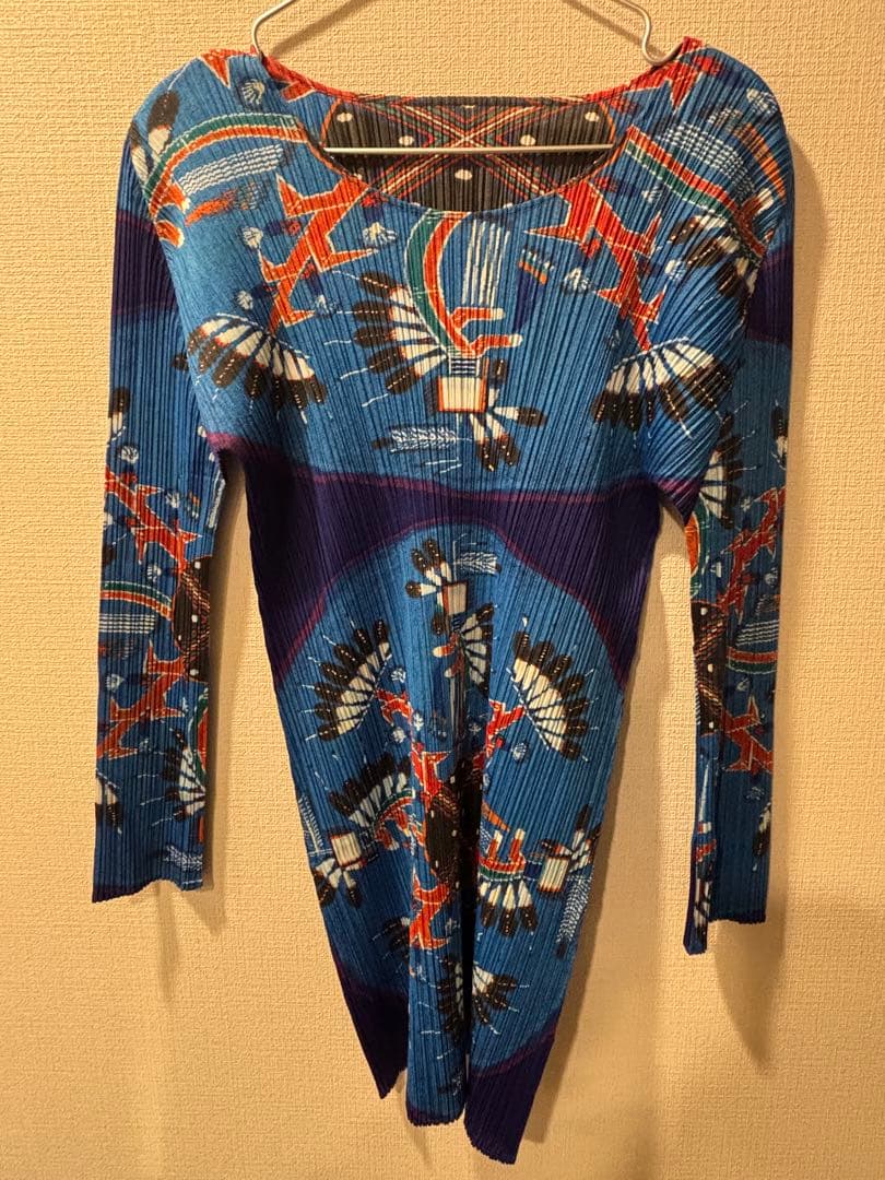 pleatsplease 希少な柄物　トップス　長袖