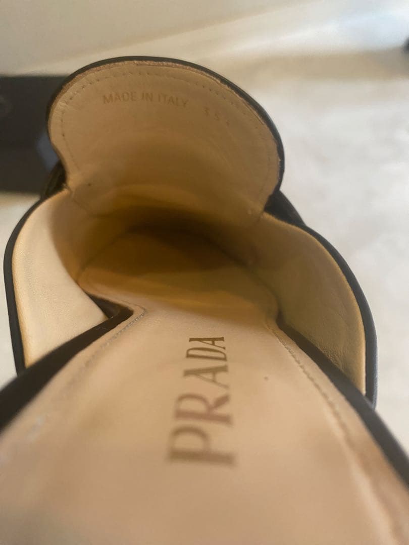 PRADA ブラック ミュール 低ヒール