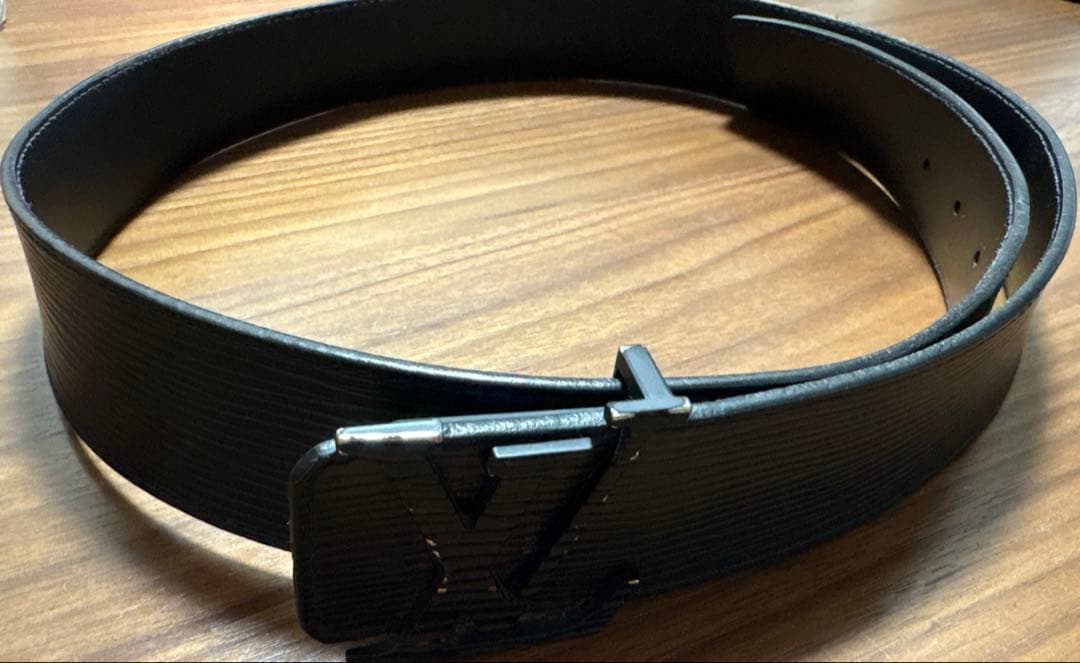 大幅値下げ【LOUIS VUITTON】シリアル刻印 ルイヴィトン エピ ベルト