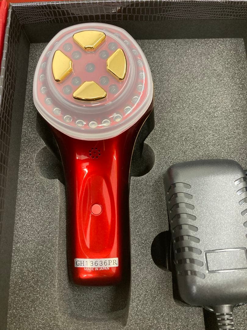 Dr. Arrivo ドクターアリーヴォゴーストプレミアム　美顔器