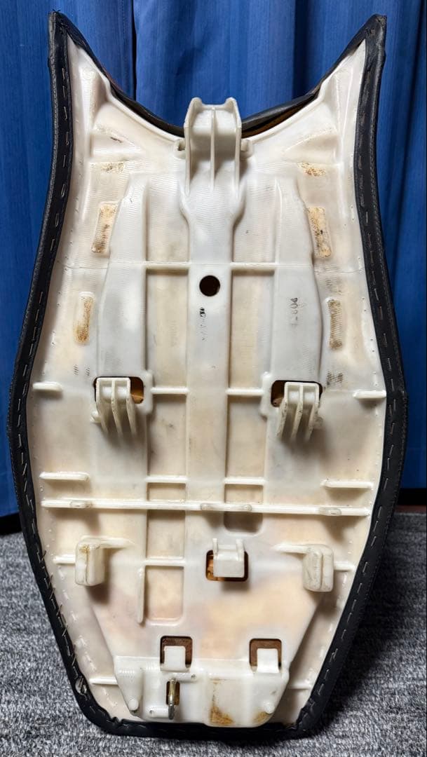 KNR ホンダ CBR1100XX Over 張り替え カスタムシート