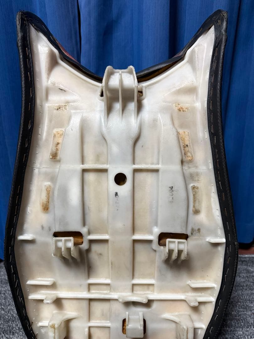 KNR ホンダ CBR1100XX Over 張り替え カスタムシート