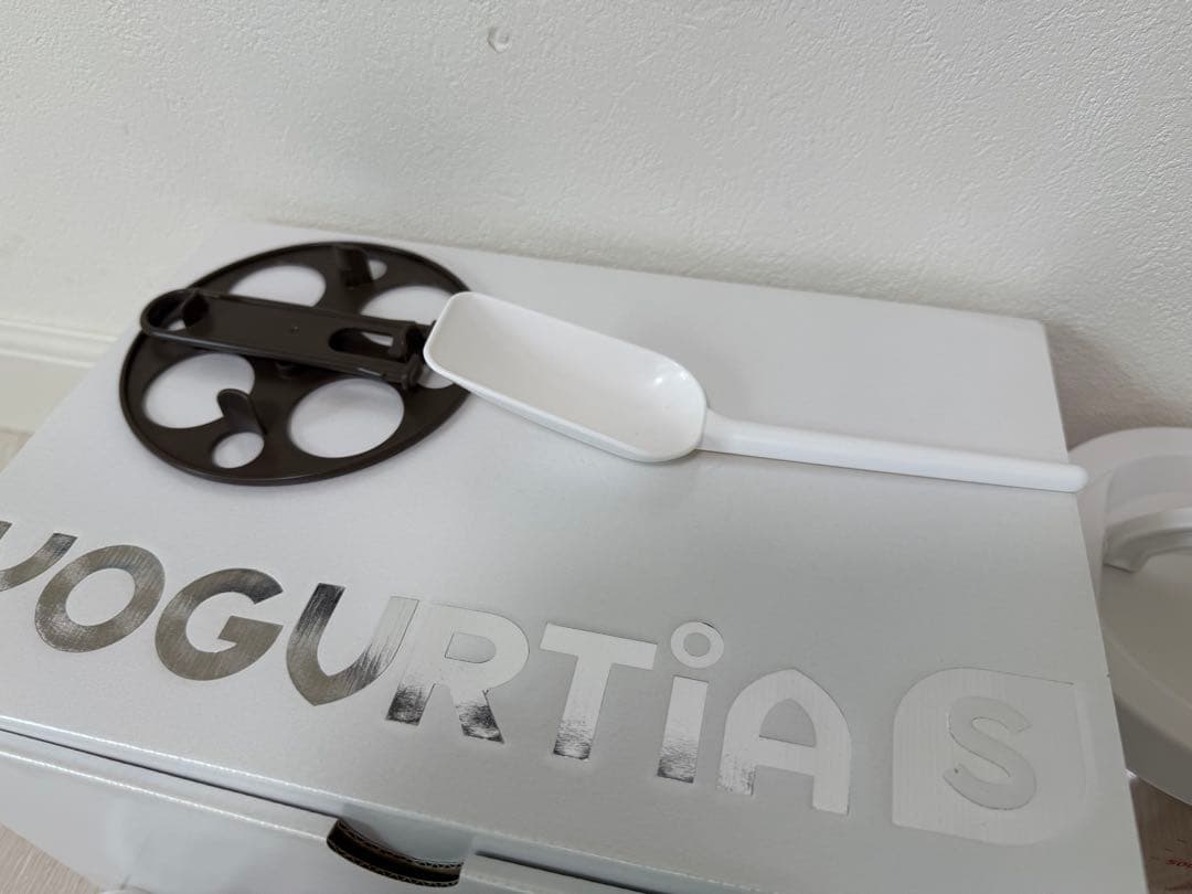 【美品】　タニカ　YOGURTIA S ヨーグルティアS ガラス容器2個