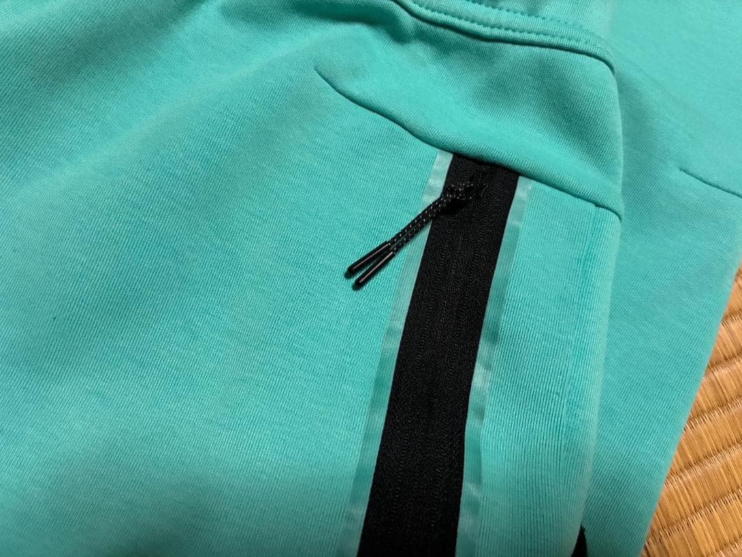 あcentral cee着用 NIKE テックフリース パンツ Mサイズ