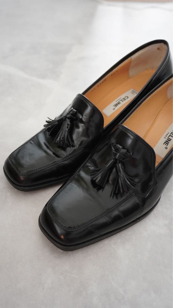 Celine 黒 タッセル付きローファー 中ヒール　36.5 23-23.5cm