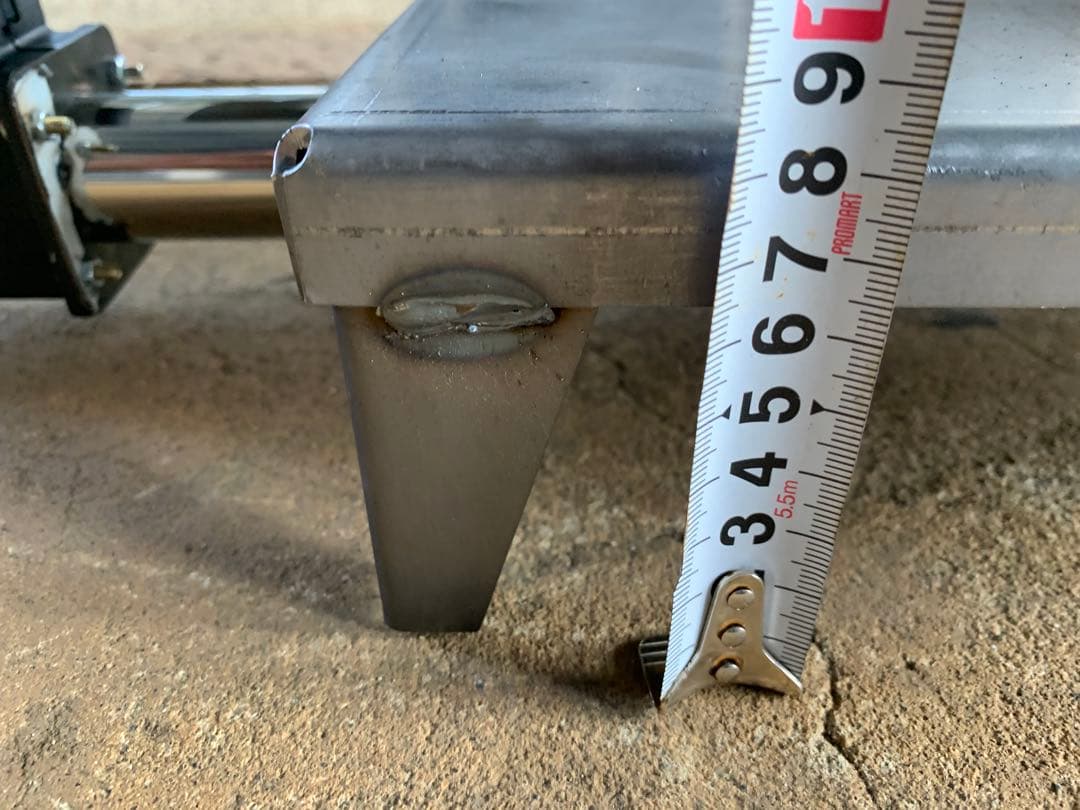 廃油ストーブ 煙突アダプタ付き　耐熱塗装　80mm、100mm煙突使えます。