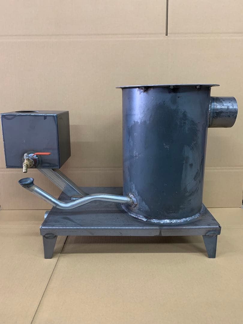 廃油ストーブ 煙突アダプタ付き　耐熱塗装　80mm、100mm煙突使えます。