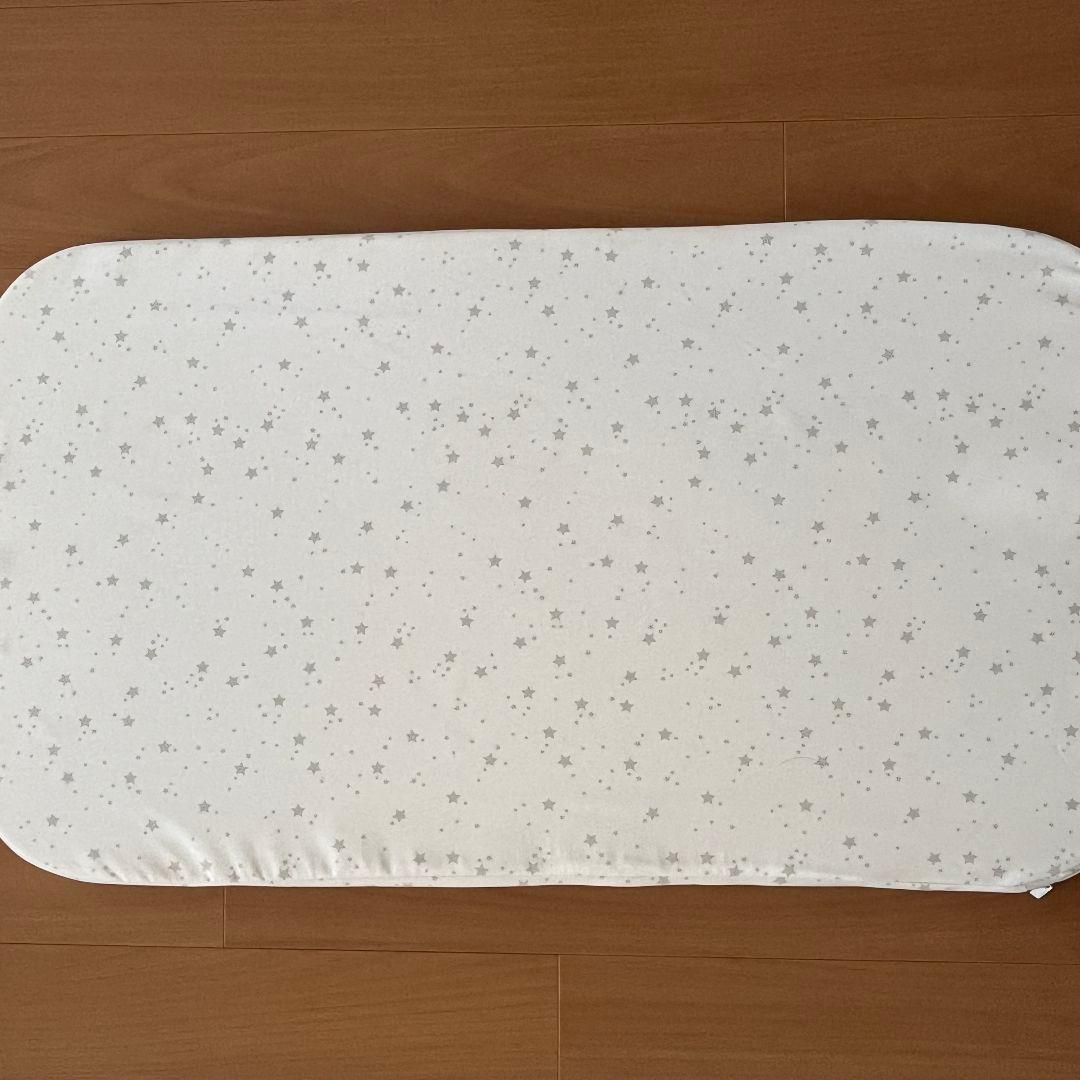 HZDMJ 2024年 最新モデル ベビーベッド　カーキ　ベージュ　キャスター付