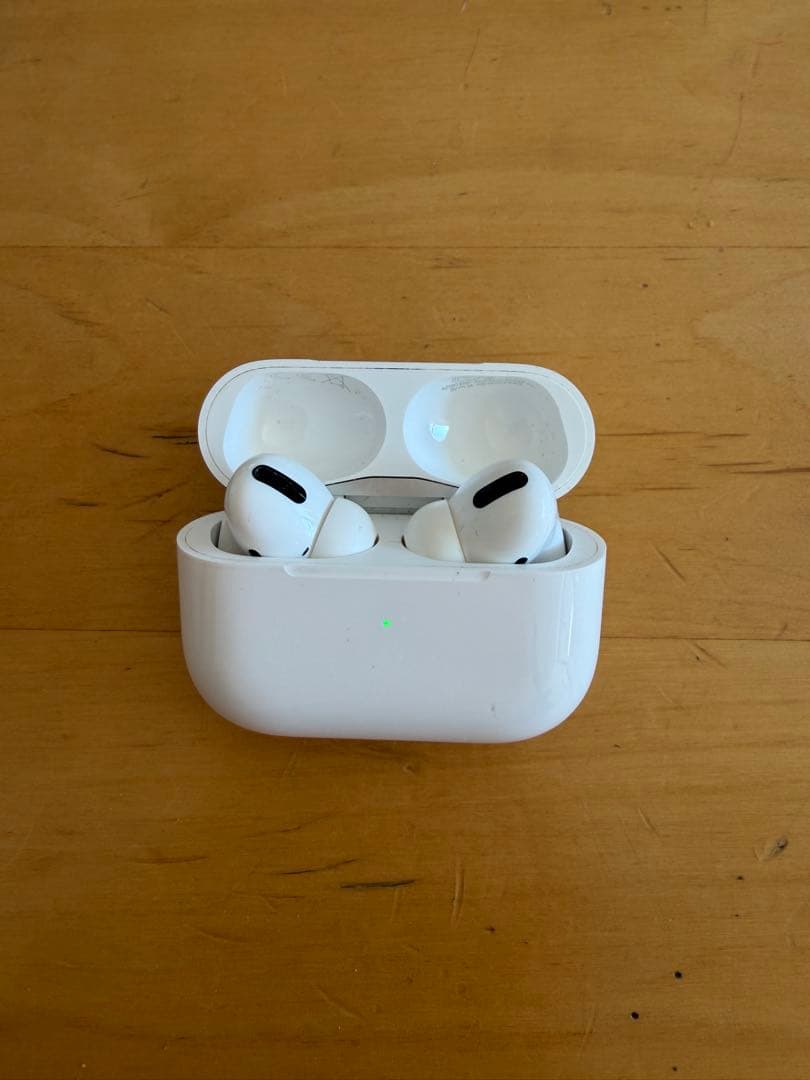 【第一世代】Apple AirPods Pro 本体　ワイヤレス充電ケース