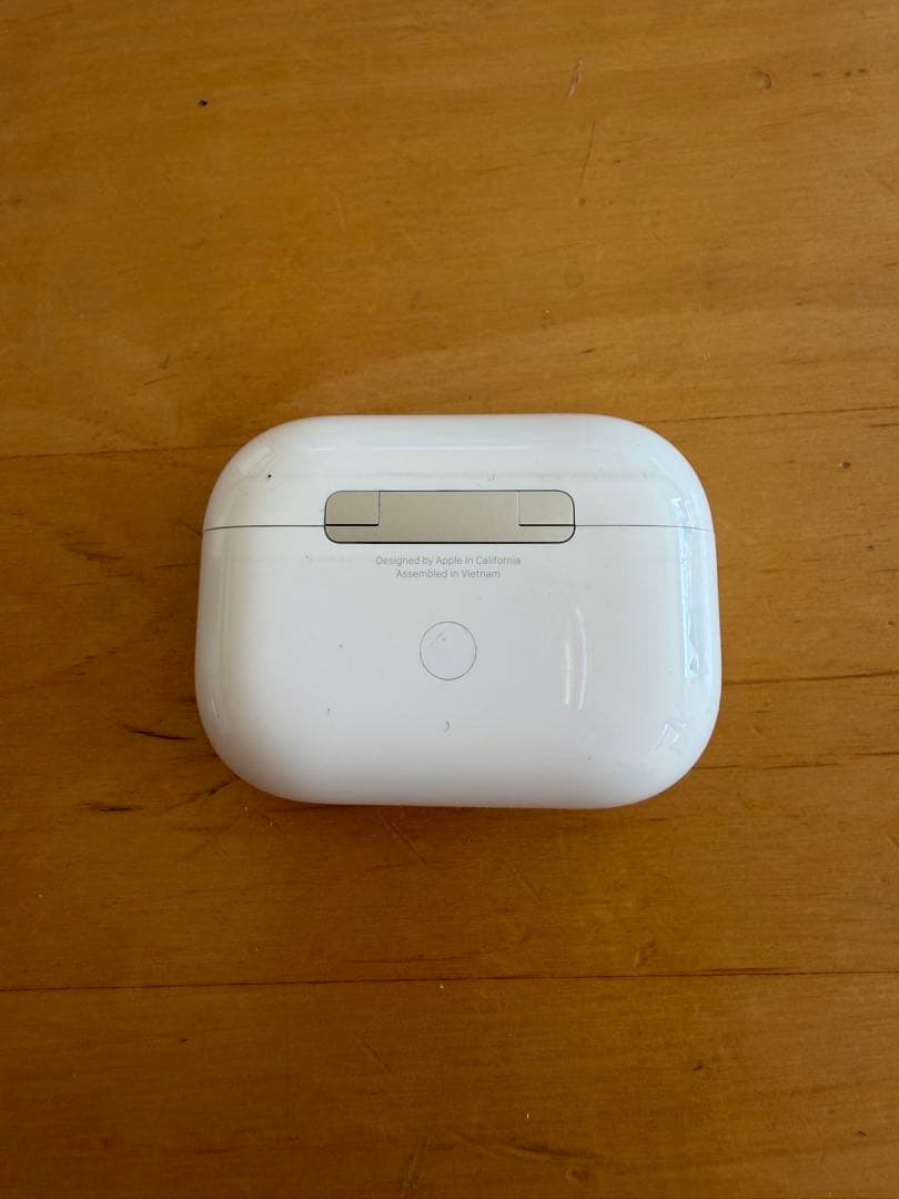 【第一世代】Apple AirPods Pro 本体　ワイヤレス充電ケース