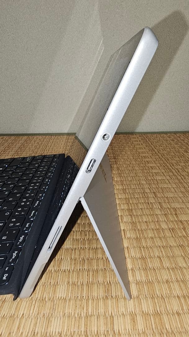 Windowsタブレット本体 Microsoft Surface go2