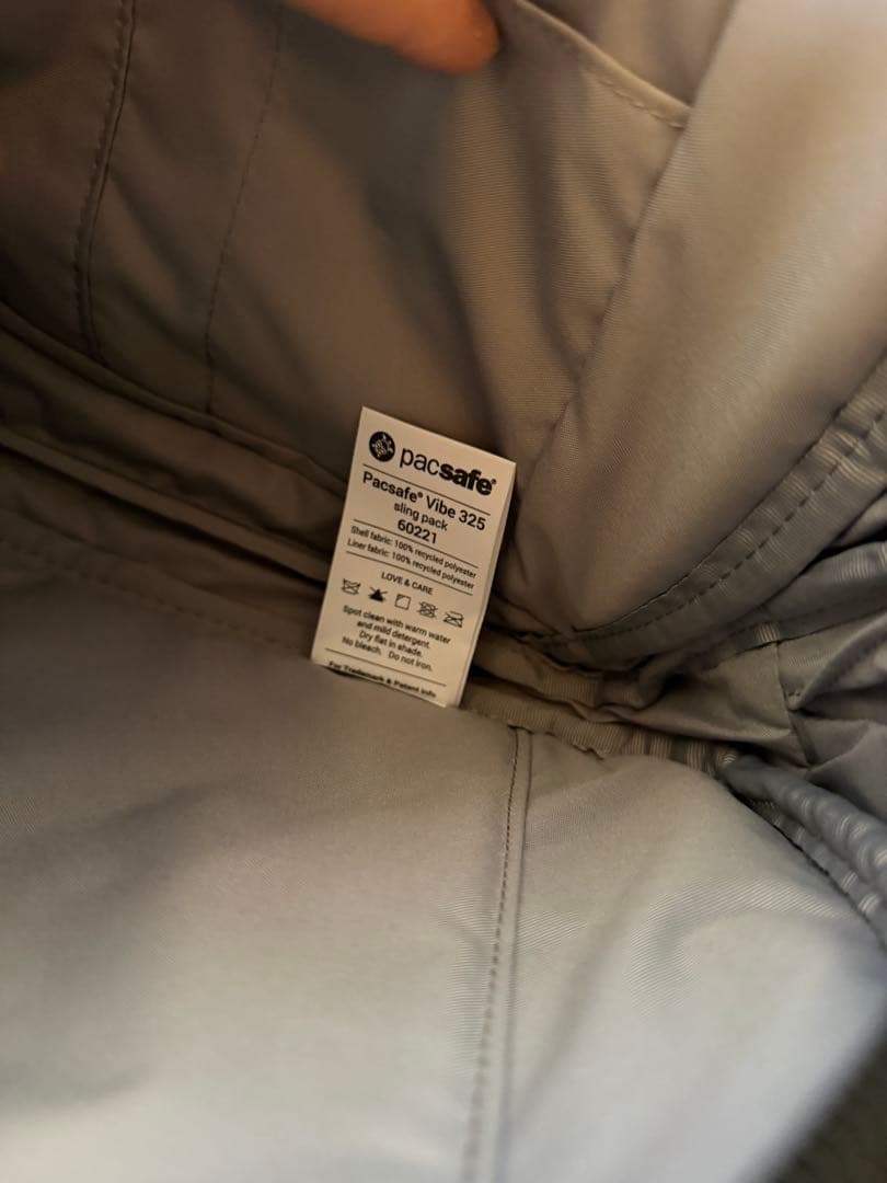 pacsafe パックセーフ　vibe 325