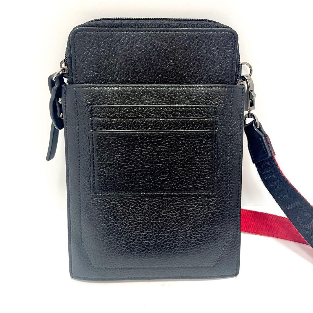 クリスチャン ルブタン ショルダーバッグ ブラック