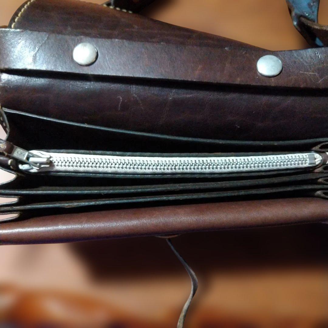 ラッキージョン　ブラウンレザー スターコンチョ付きウォレットショルダー