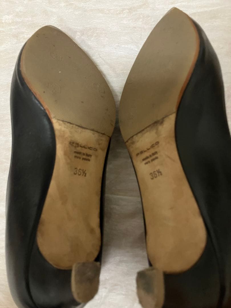 PELLICO ブラック ポインテッドトゥ