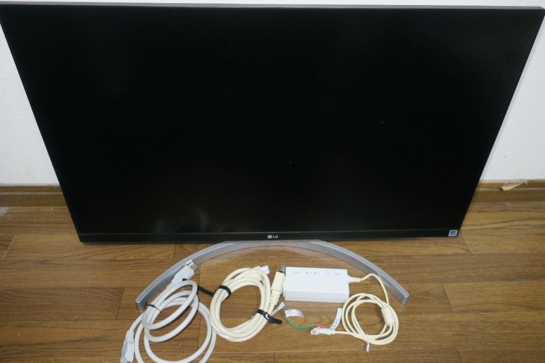 LG 27UK650-W　PCモニター 動作確認済み