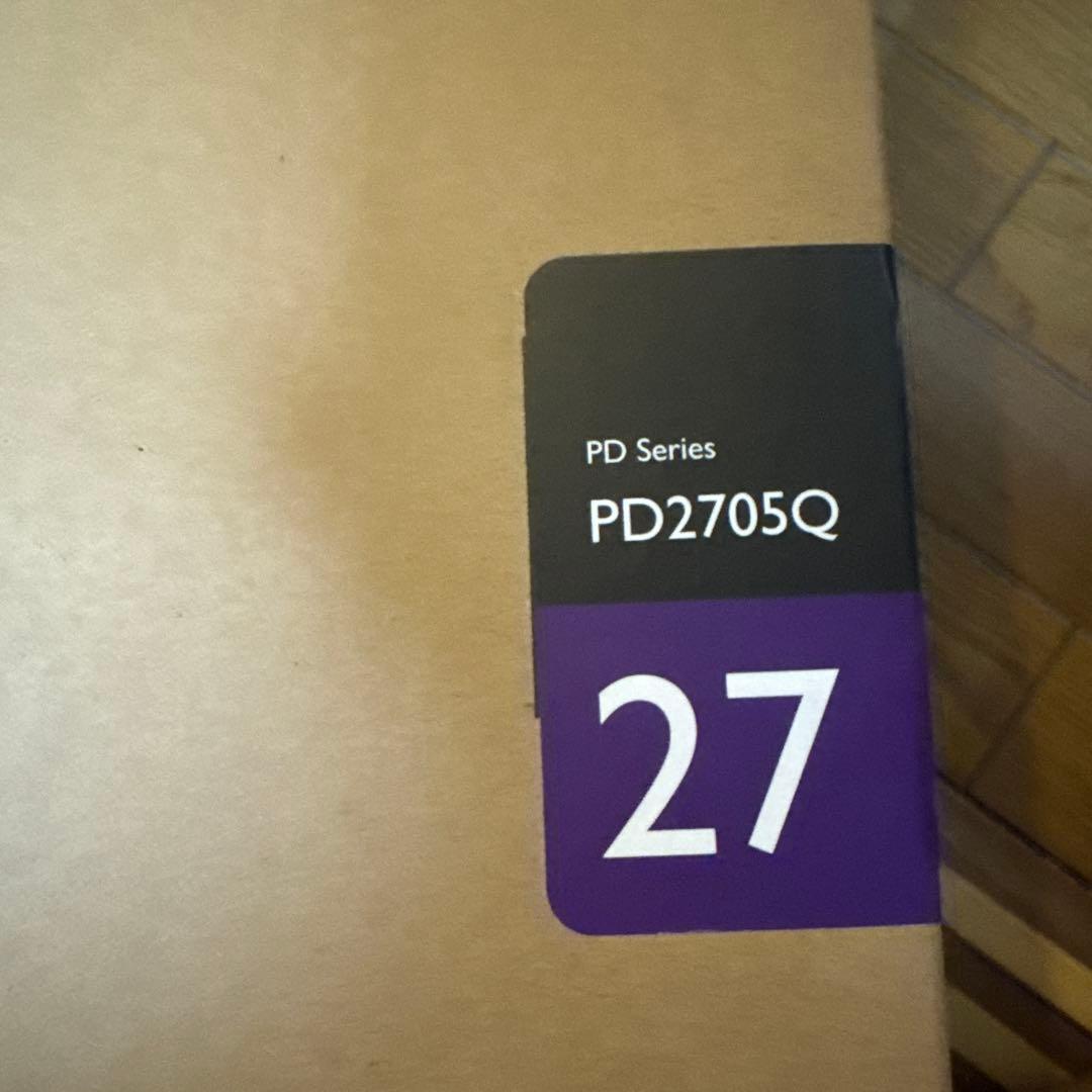 【ほぼ新品】ベンキューBenQ PD2705Q デザイナー向けモニター27インチ