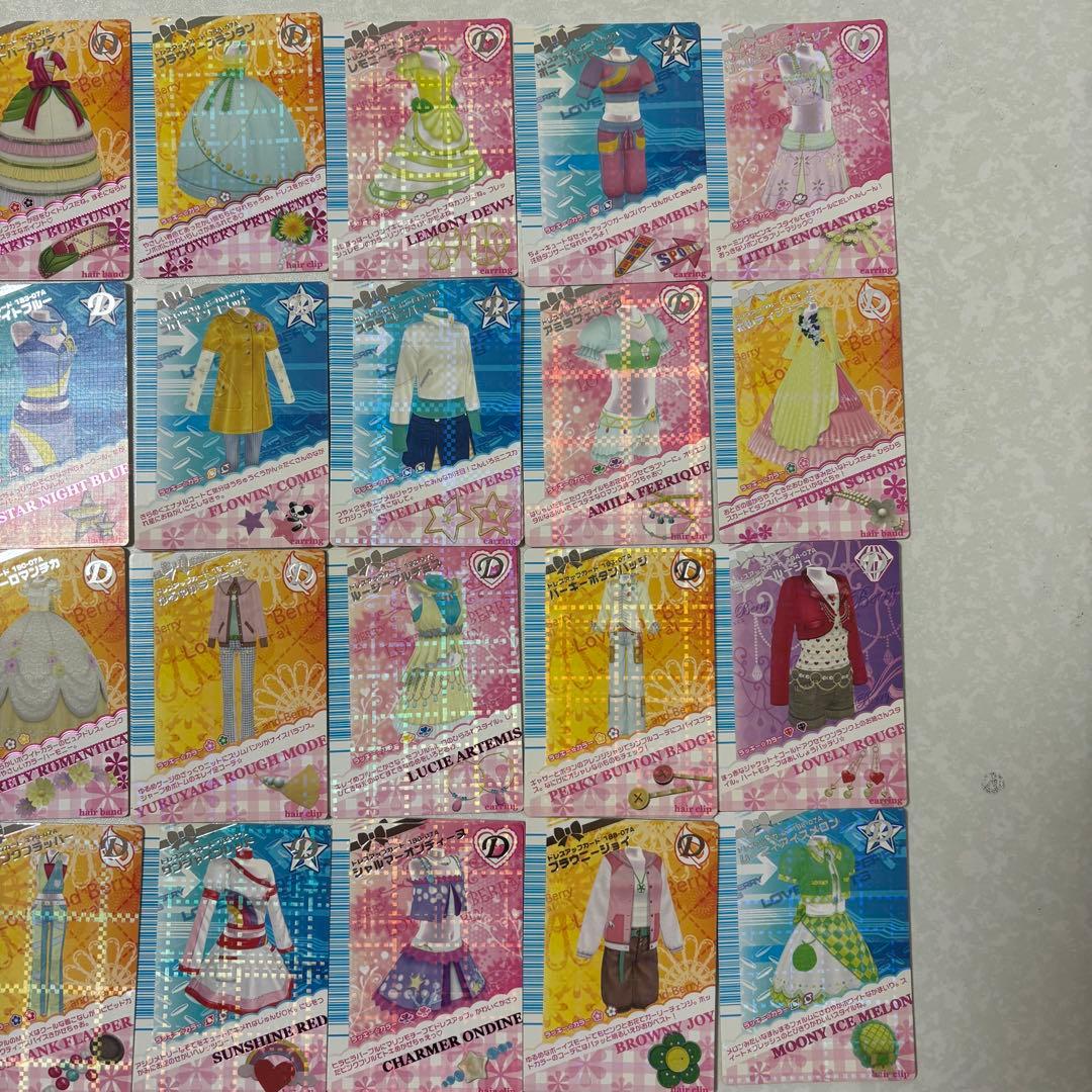 おしゃれ魔女　ラブandベリー　2007秋コレクション　　127枚　※欠け有り