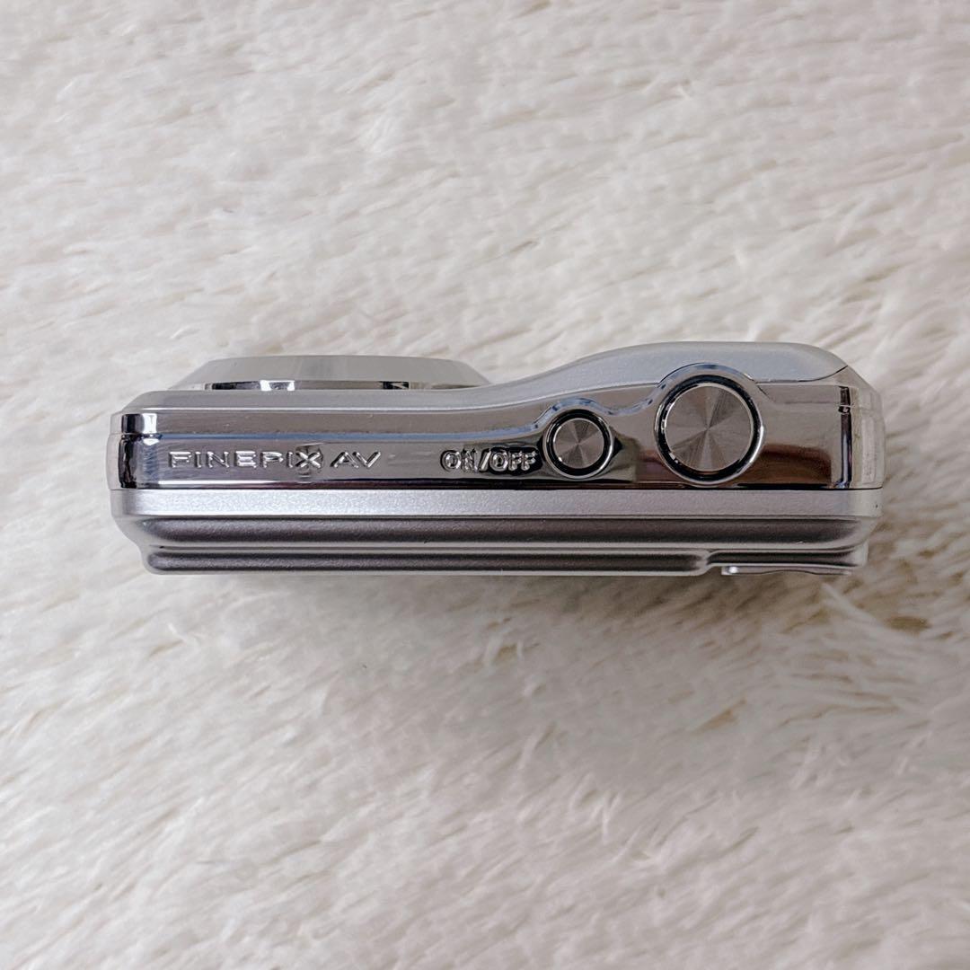 ✨美品✨FUJIFILM FinePix AV200 シルバー 単三電池式