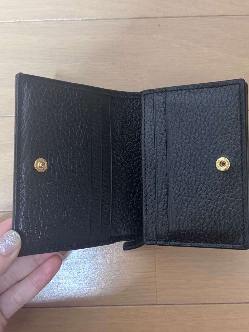 GUCCI 二つ折り財布