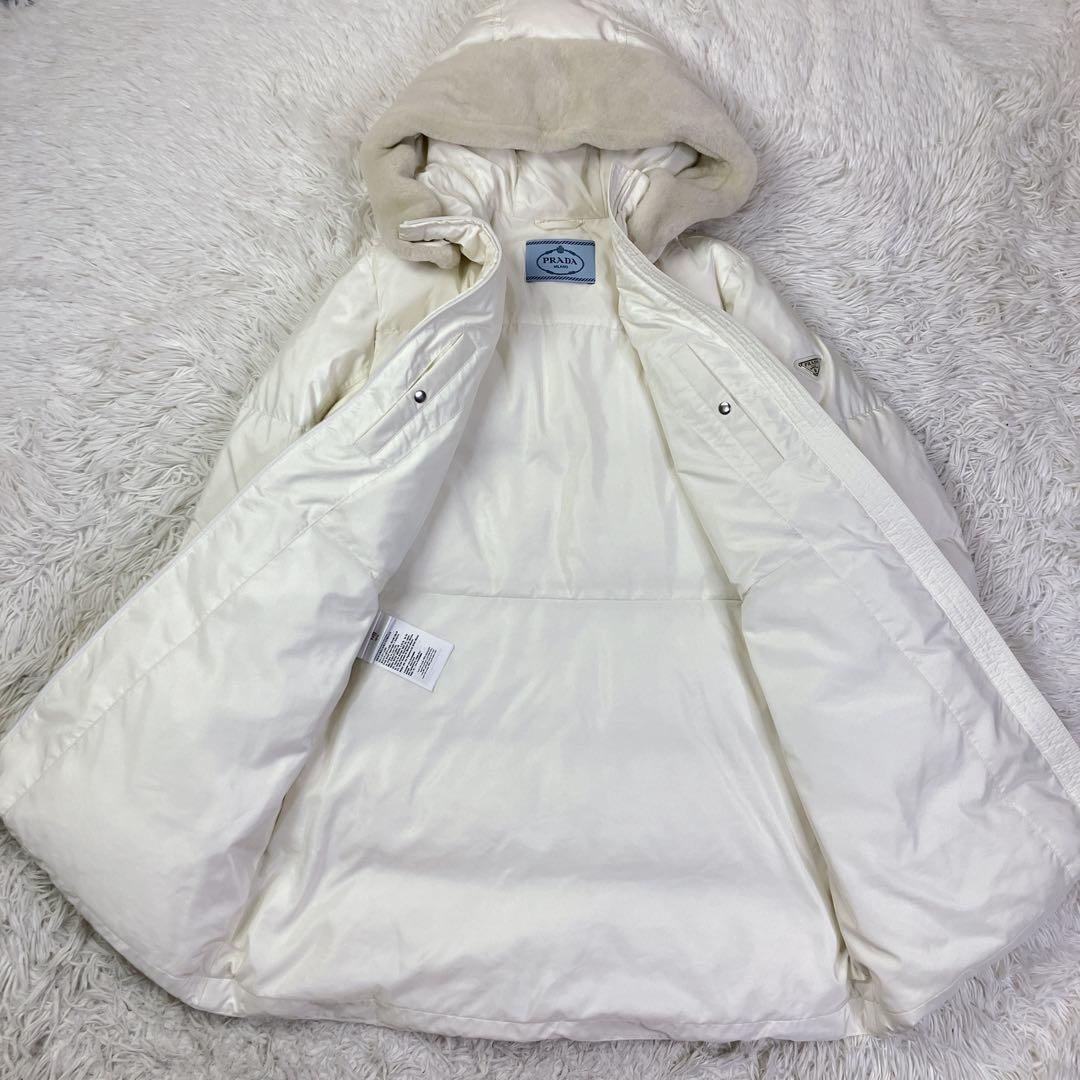 【最近モデル】PRADAプラダ2022年モデル　ムートンファーダウンコート　44